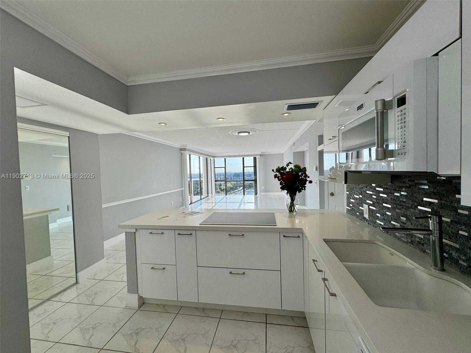 Small Image of 3625 NORTH COUNTRY CLUB DR #2009, Aventura Number 49