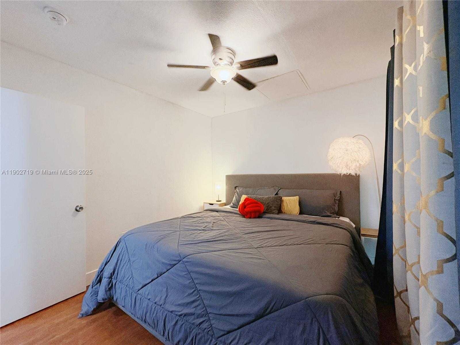 Small Image of 1726 THOMAS ST #3, Hollywood Number 12
