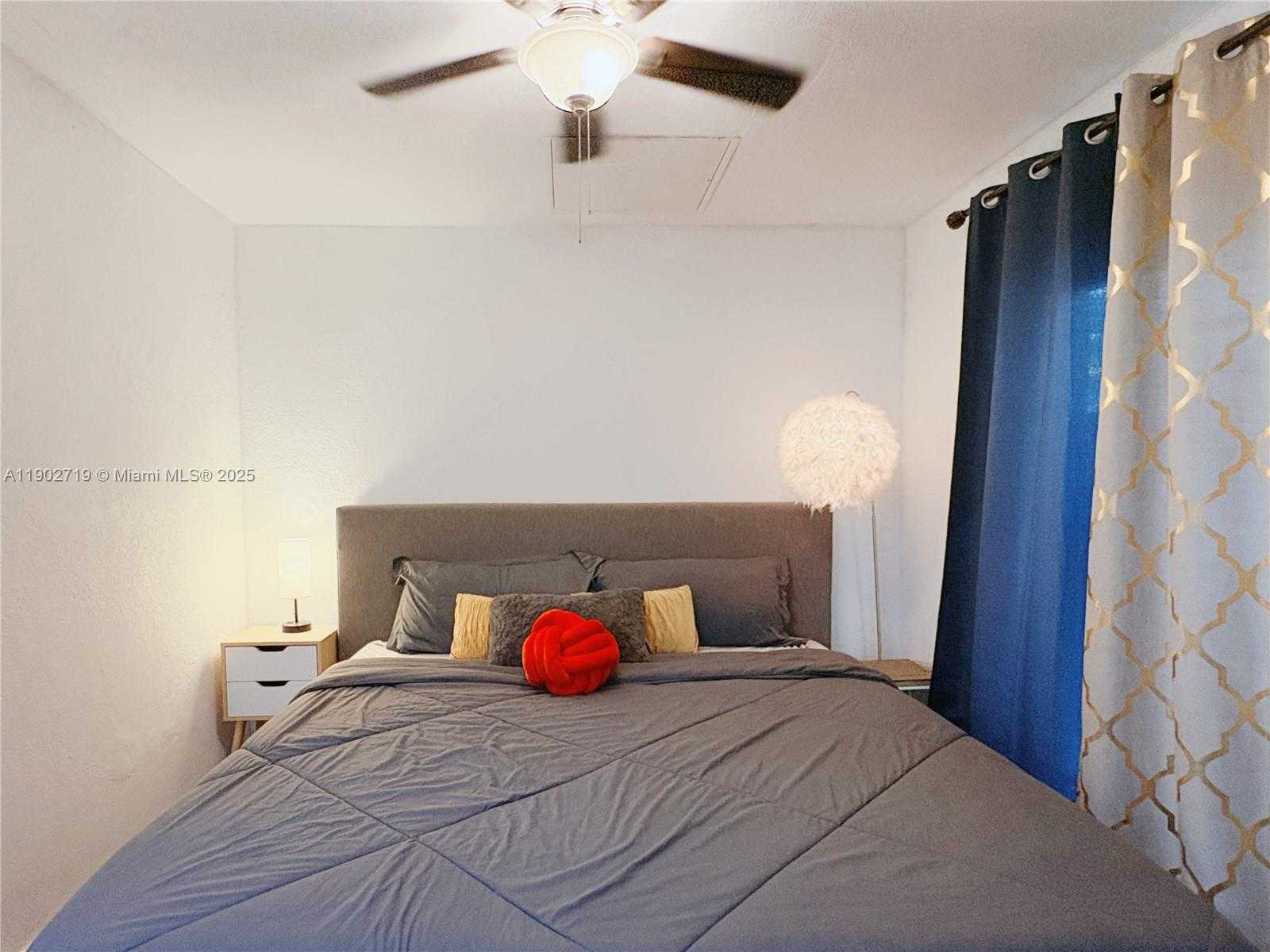 Small Image of 1726 THOMAS ST #3, Hollywood Number 13