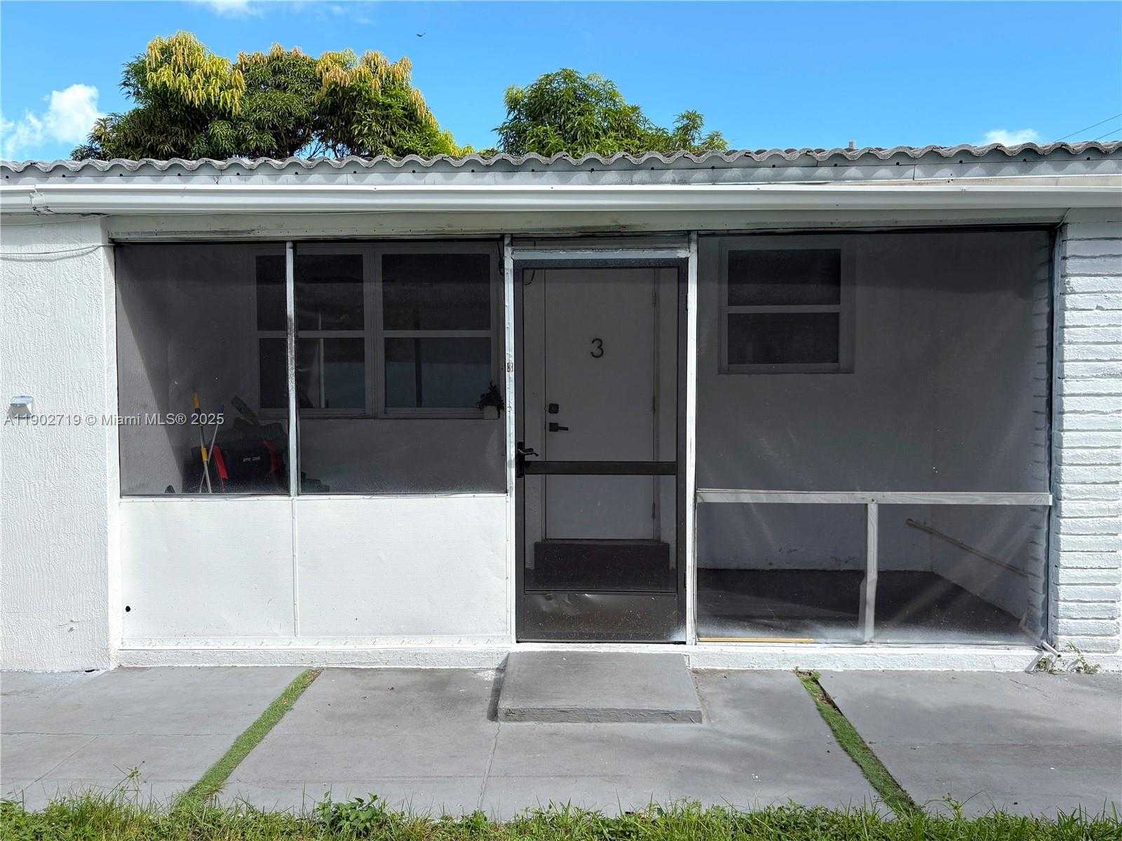 Small Image of 1726 THOMAS ST #3, Hollywood Number 16