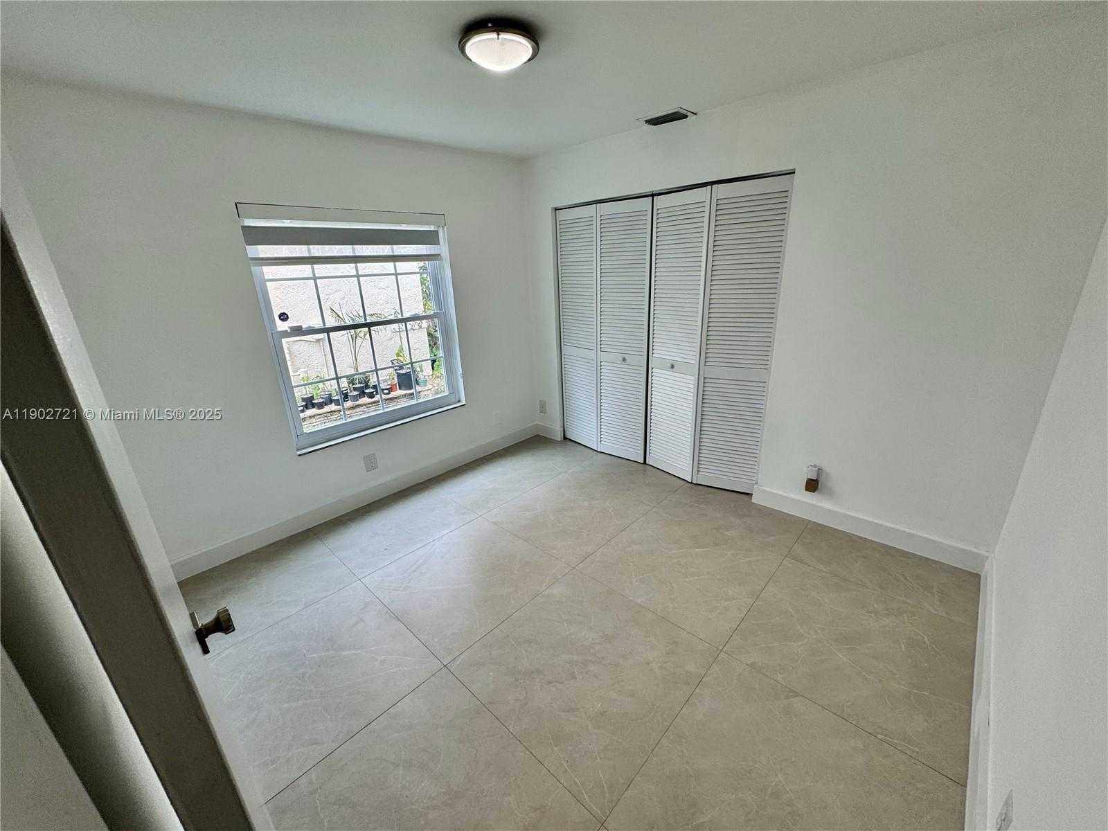 Small Image of 159 CAMERON CT, Weston Number 15