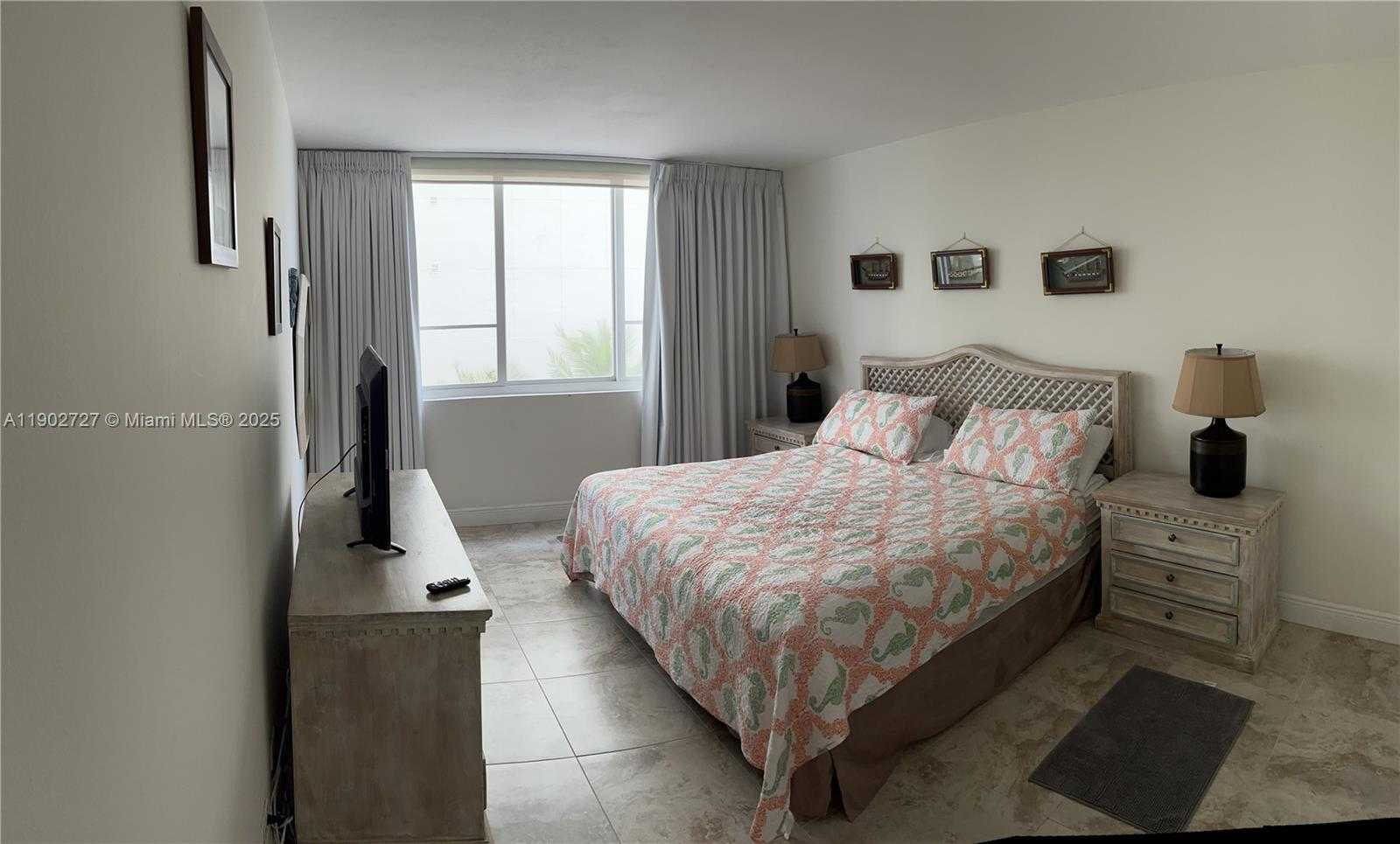 Small Image of 5005 COLLINS AVE #923, Miami Beach Number 7