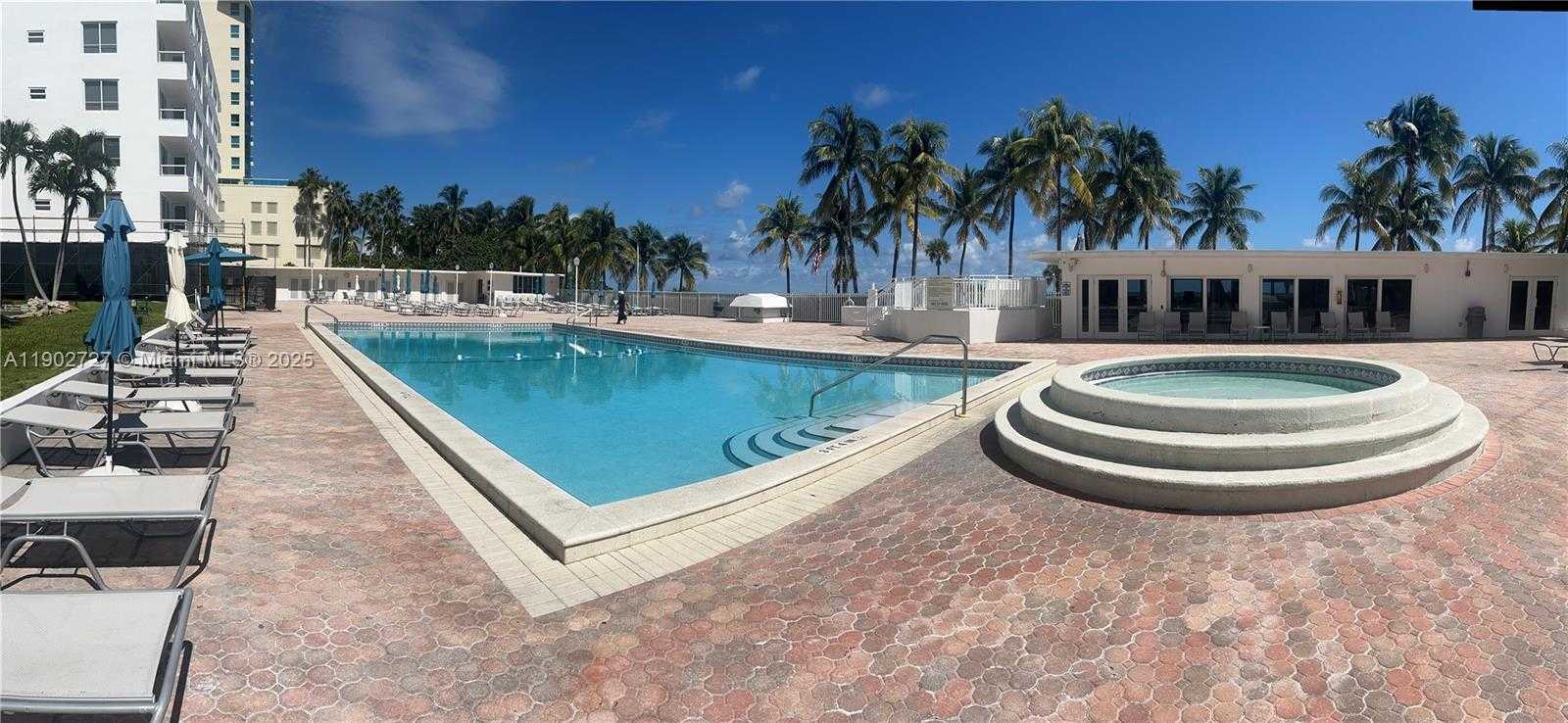 Small Image of 5005 COLLINS AVE #923, Miami Beach Number 9