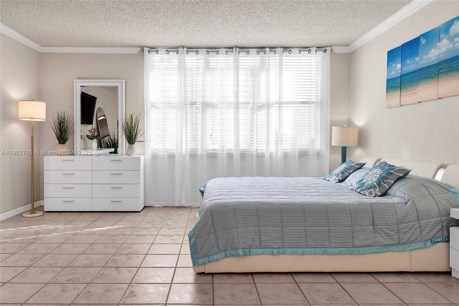 Small Image of 2501 SOUTH OCEAN DR #534, Hollywood Number 14