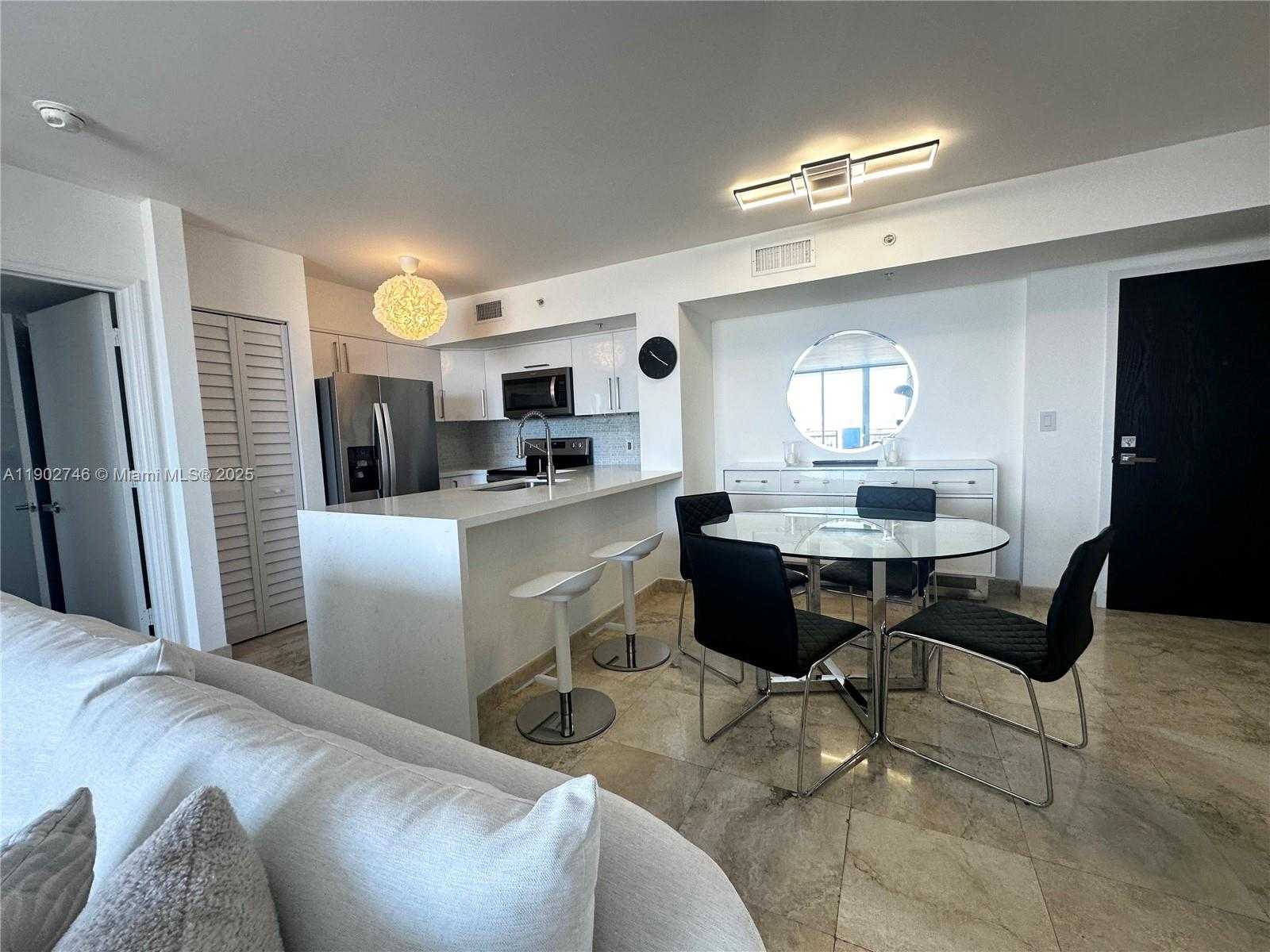 Small Image of 90 ALTON RD #1009, Miami Beach Number 10