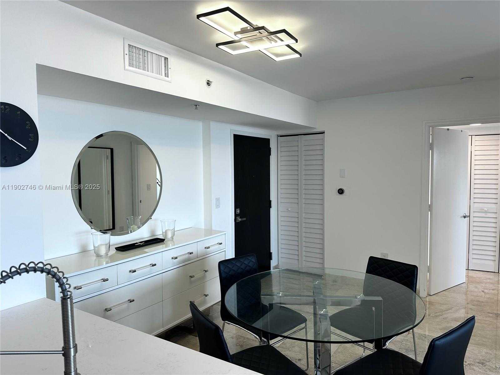 Small Image of 90 ALTON RD #1009, Miami Beach Number 16