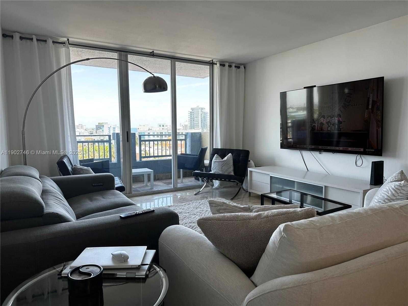 Small Image of 90 ALTON RD #1009, Miami Beach Number 2