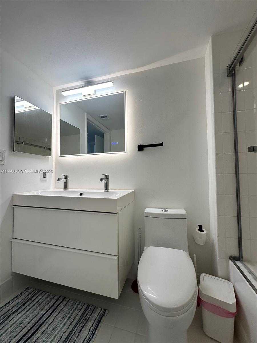 Small Image of 90 ALTON RD #1009, Miami Beach Number 24