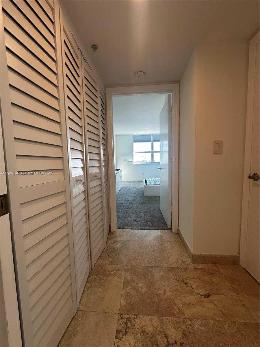 Small Image of 90 ALTON RD #1009, Miami Beach Number 26