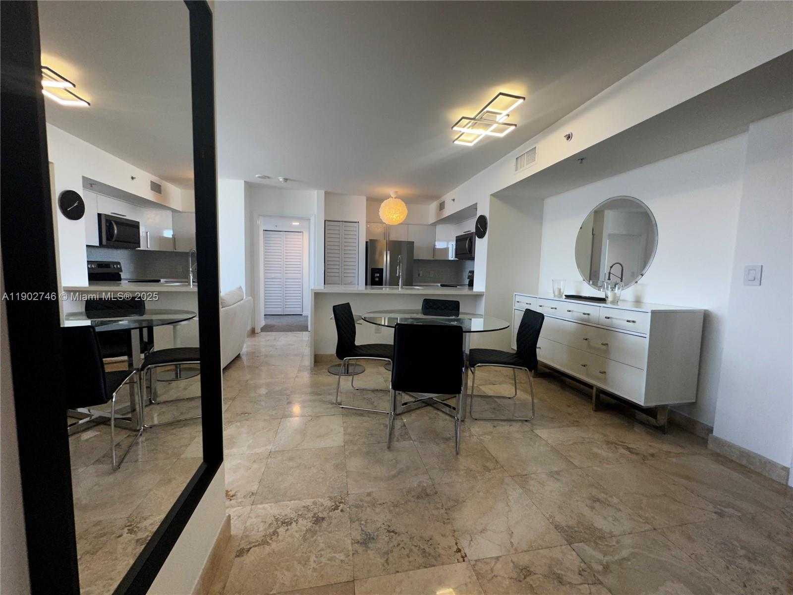 Small Image of 90 ALTON RD #1009, Miami Beach Number 3