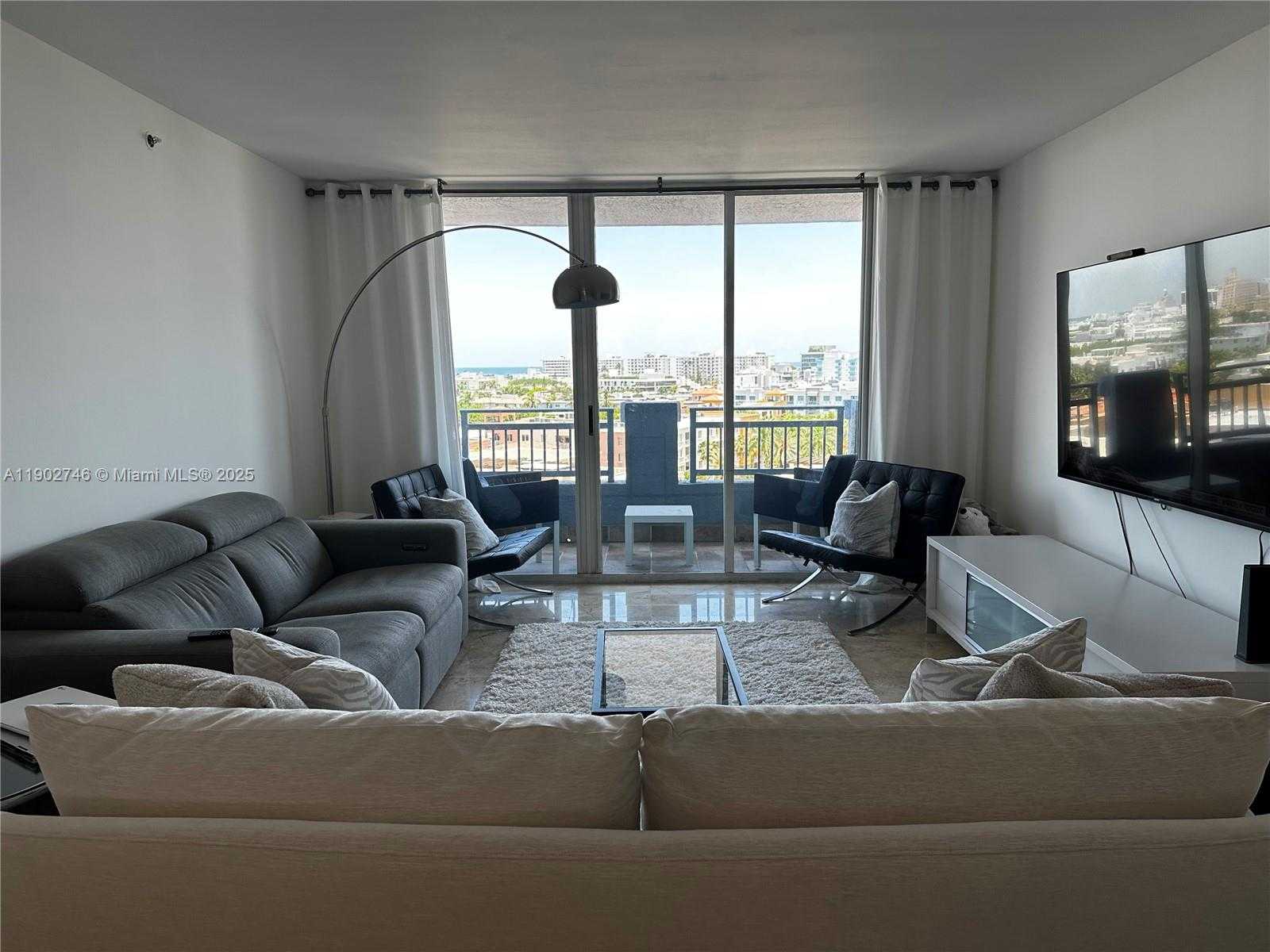 Small Image of 90 ALTON RD #1009, Miami Beach Number 4