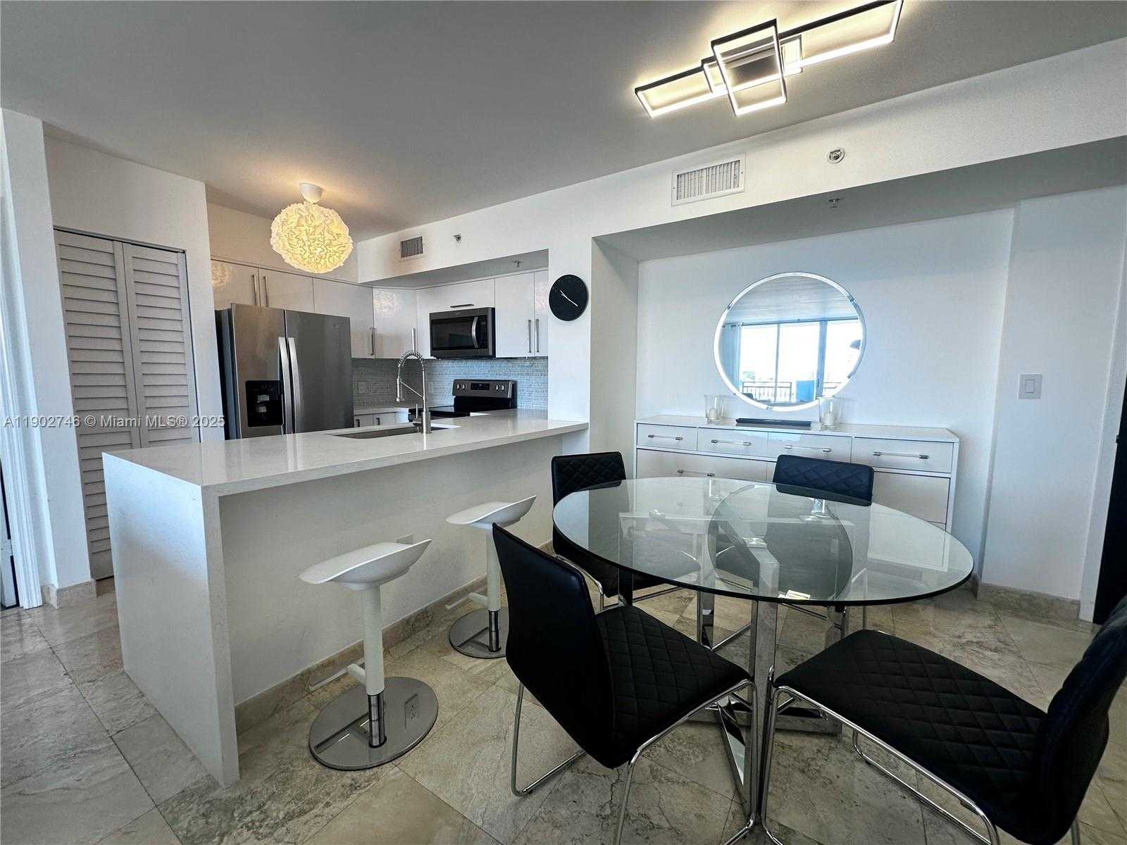 Small Image of 90 ALTON RD #1009, Miami Beach Number 5