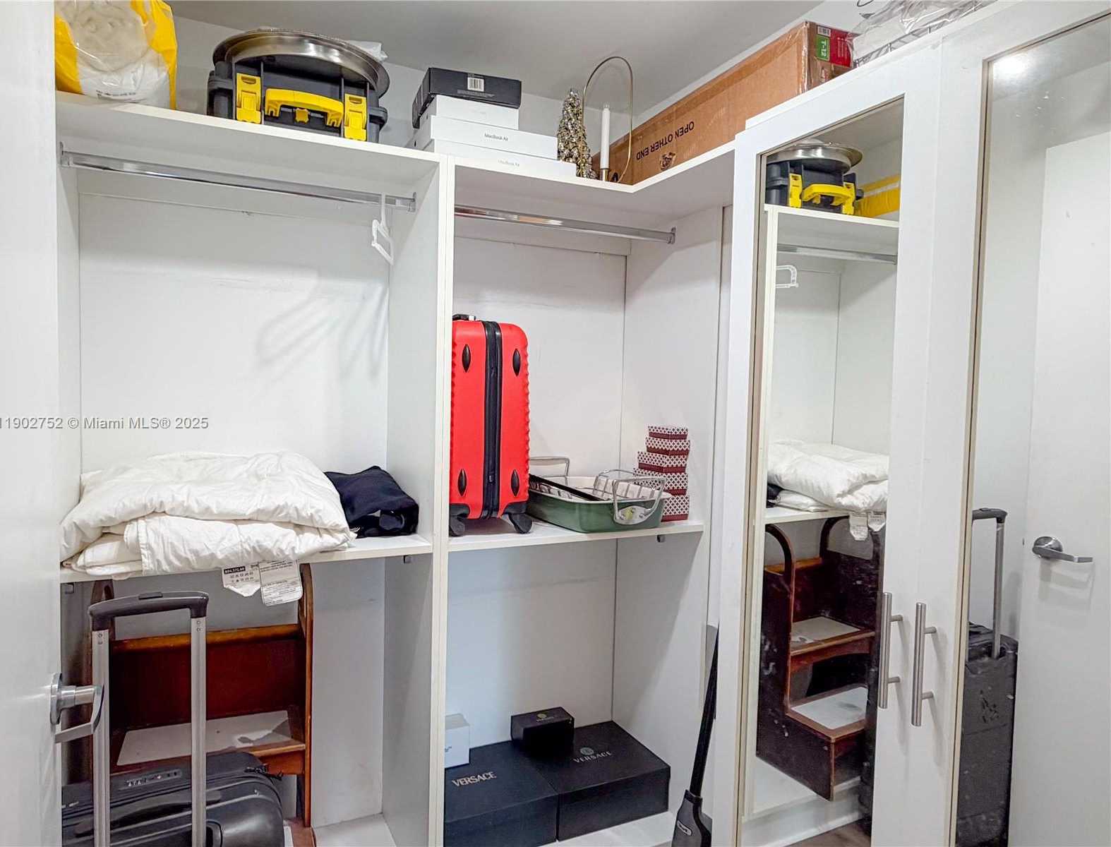 Small Image of 90 SOUTH WEST 3RD ST #1116, Miami Number 14