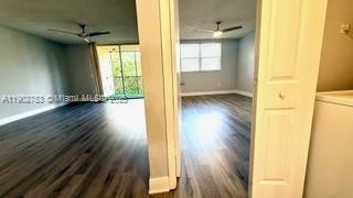 Small Image of 8333 LAKE DR #404, Doral Number 5
