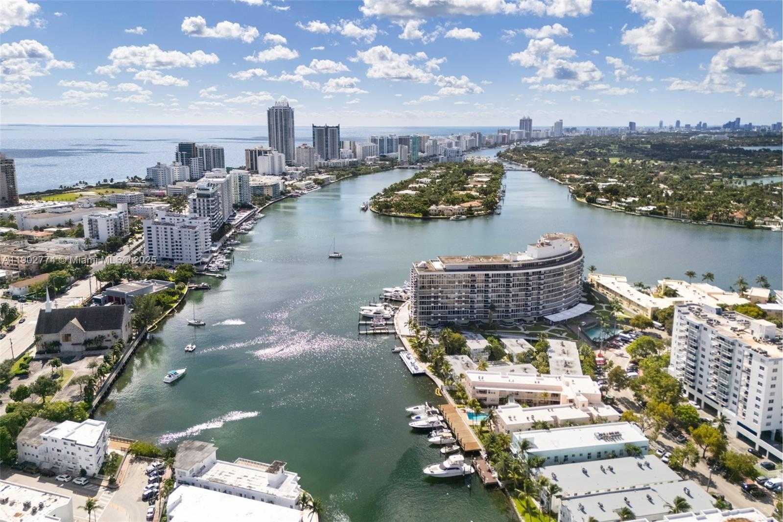 Small Image of 900 BAY DR #1050, Miami Beach Number 26