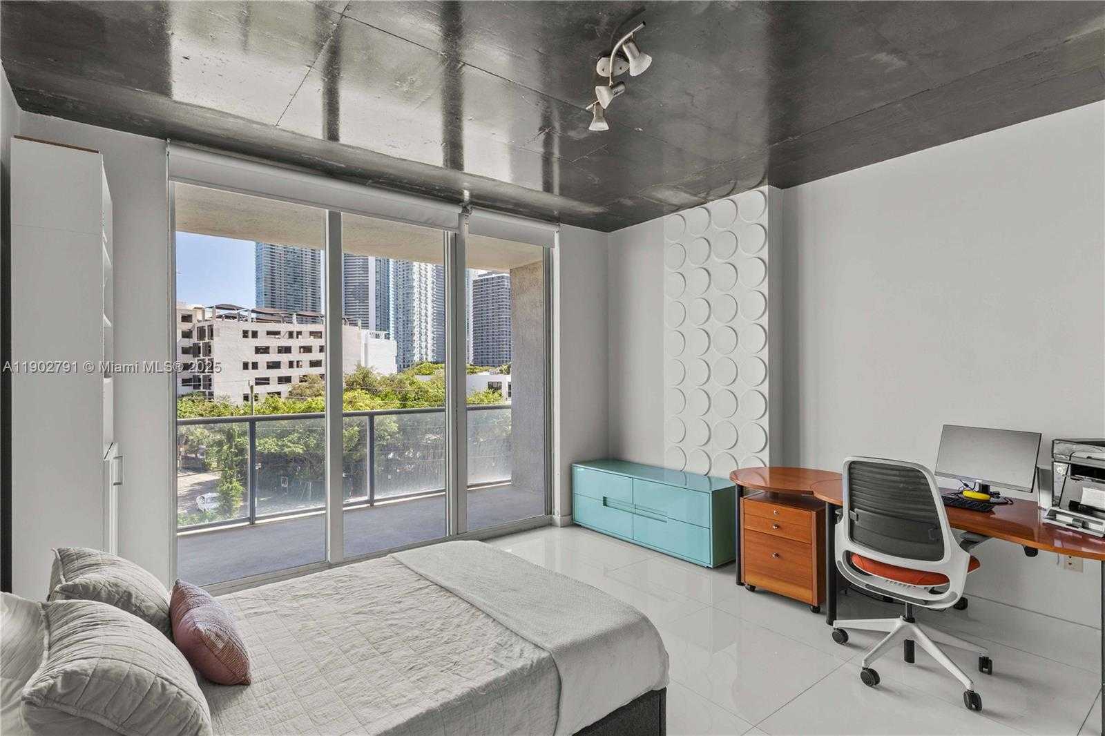 Small Image of 3470 EAST COAST AVE #H0401, Miami Number 13