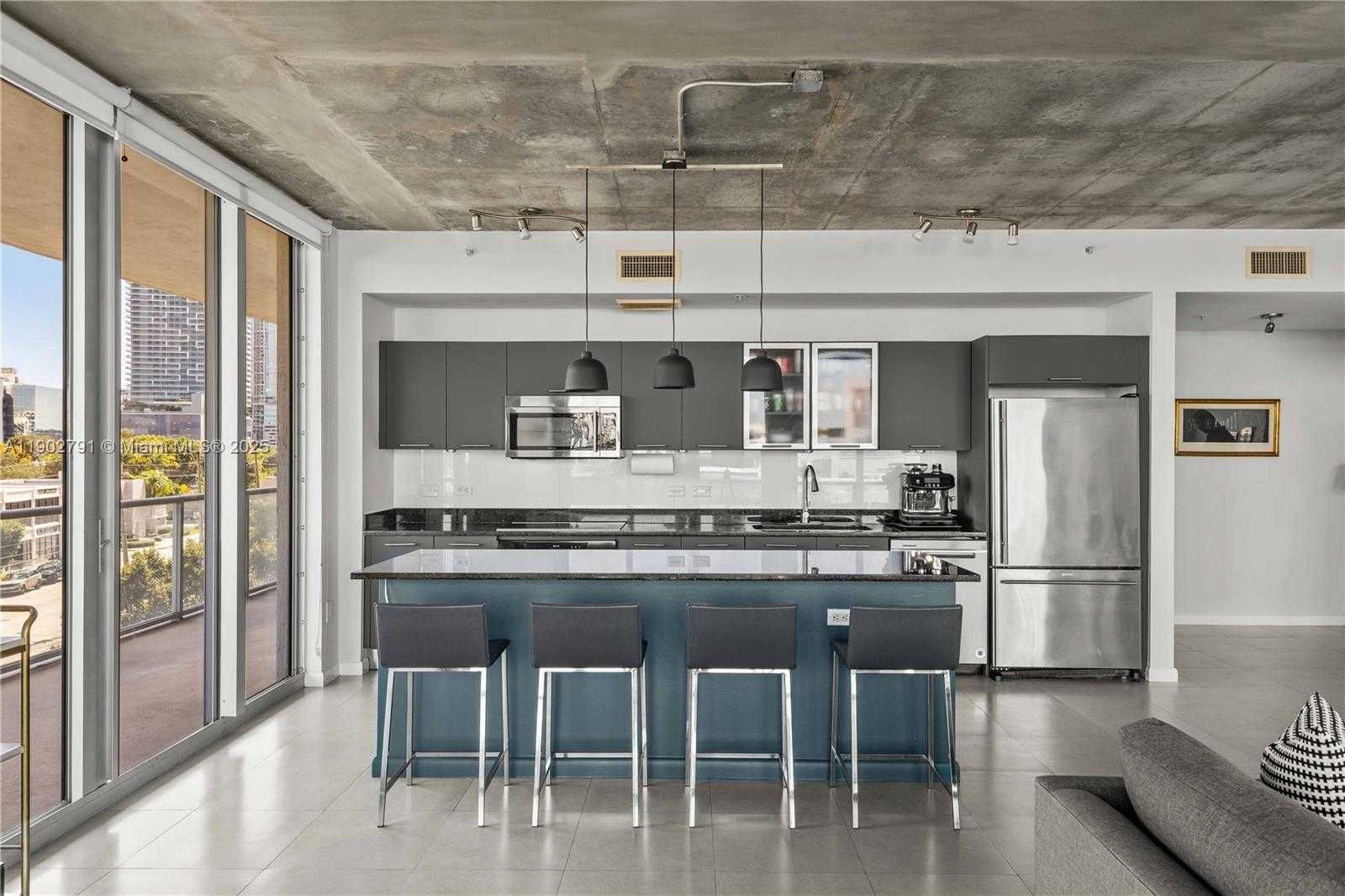 Small Image of 3470 EAST COAST AVE #H0401, Miami Number 4