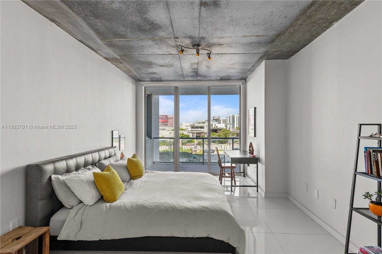 Small Image of 3470 EAST COAST AVE #H0401, Miami Number 8