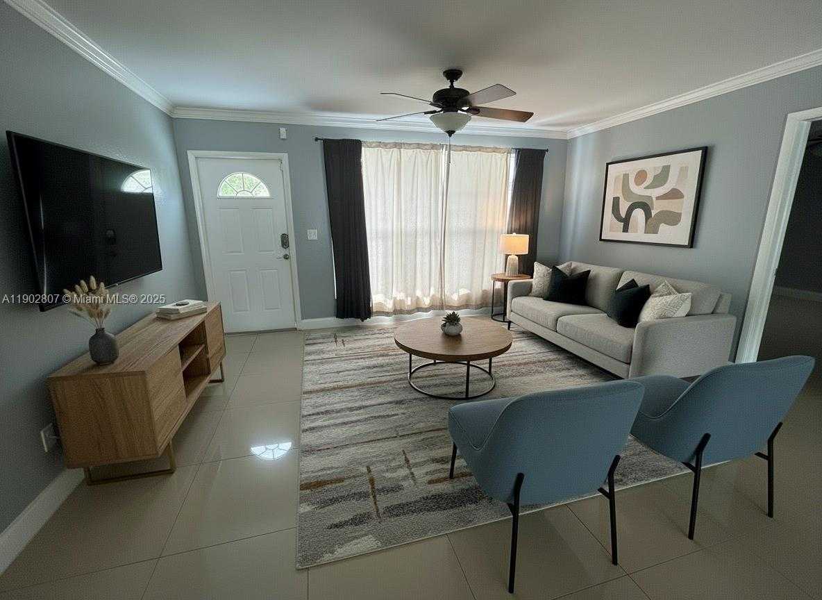 Small Image of 6881 SOUTH WEST 6TH ST, Pembroke Pines Number 8