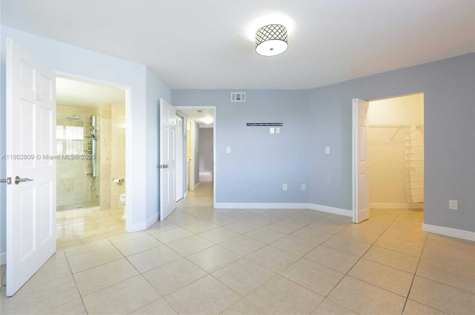 Small Image of 10257 NORTH WEST 9TH ST CIR #106-10, Miami Number 1