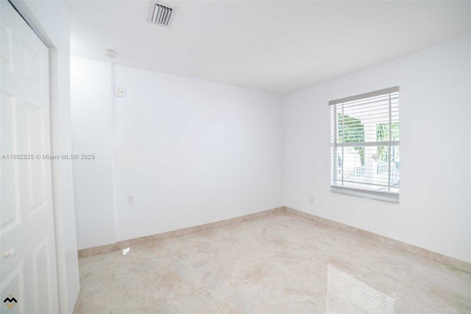 Small Image of 12615 EAST RANDALL PARK DR #1, Miami Number 2