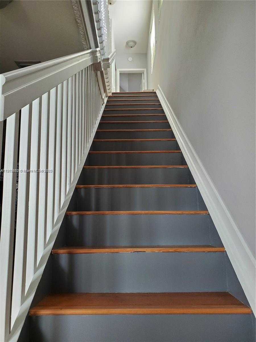 Small Image of 5560 NORTH WEST 107TH AVE #1015, Doral Number 13