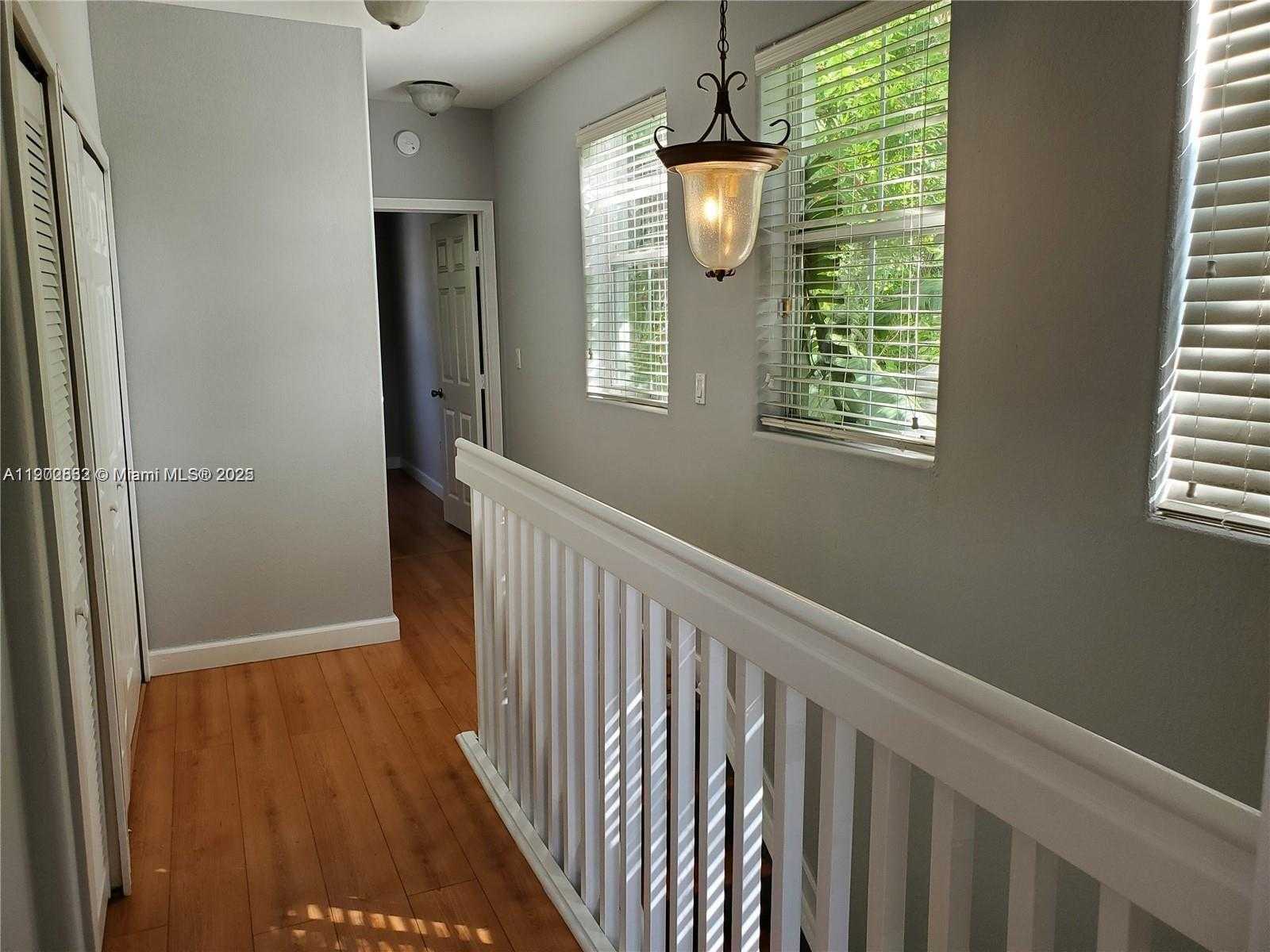 Small Image of 5560 NORTH WEST 107TH AVE #1015, Doral Number 16