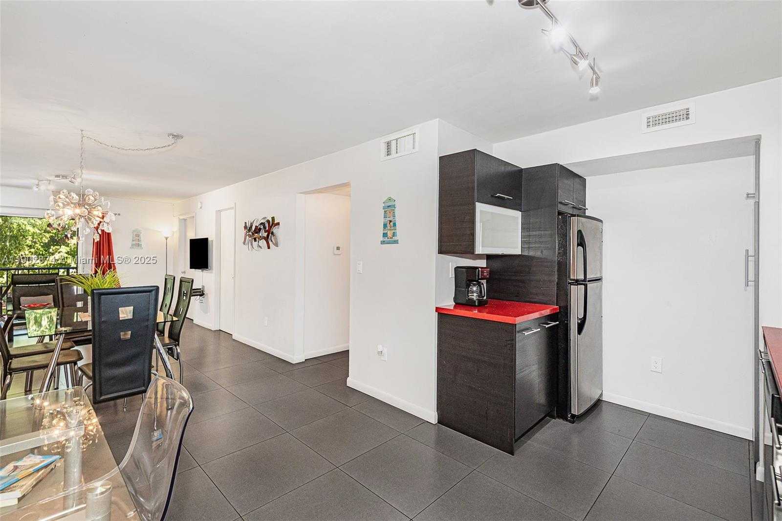 Small Image of 201 NORTH EAST 178TH DR #212, Sunny Isles Beach Number 5