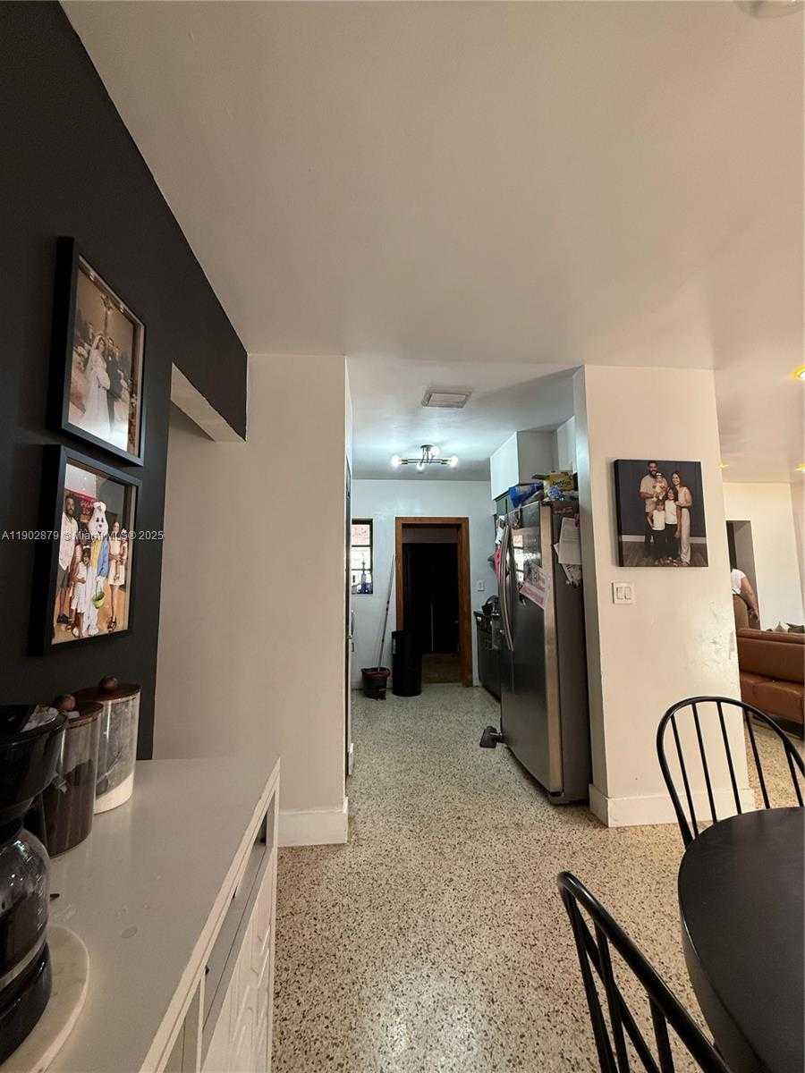Small Image of 6464 WEST 11TH AVE, Hialeah Number 5