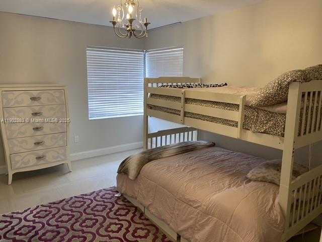 Imagen de Pequeño Objeto