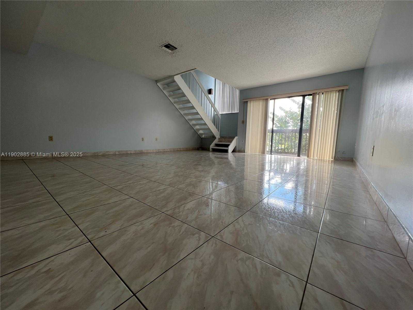 Small Image of 10060 NORTH WEST 9TH ST CIR #20, Miami Number 17