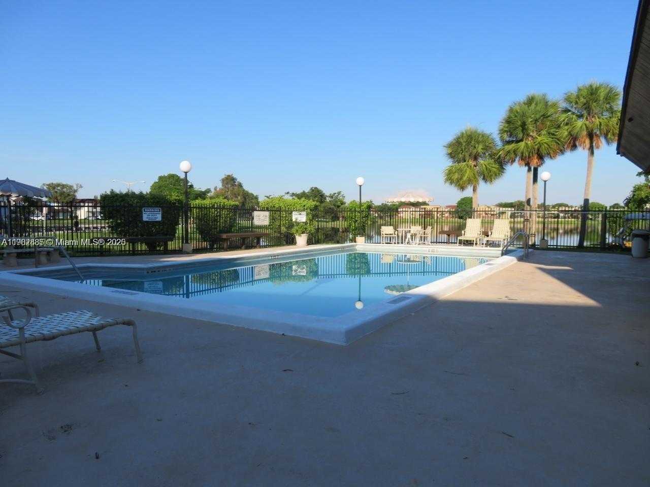 Small Image of 10060 NORTH WEST 9TH ST CIR #20, Miami Number 29