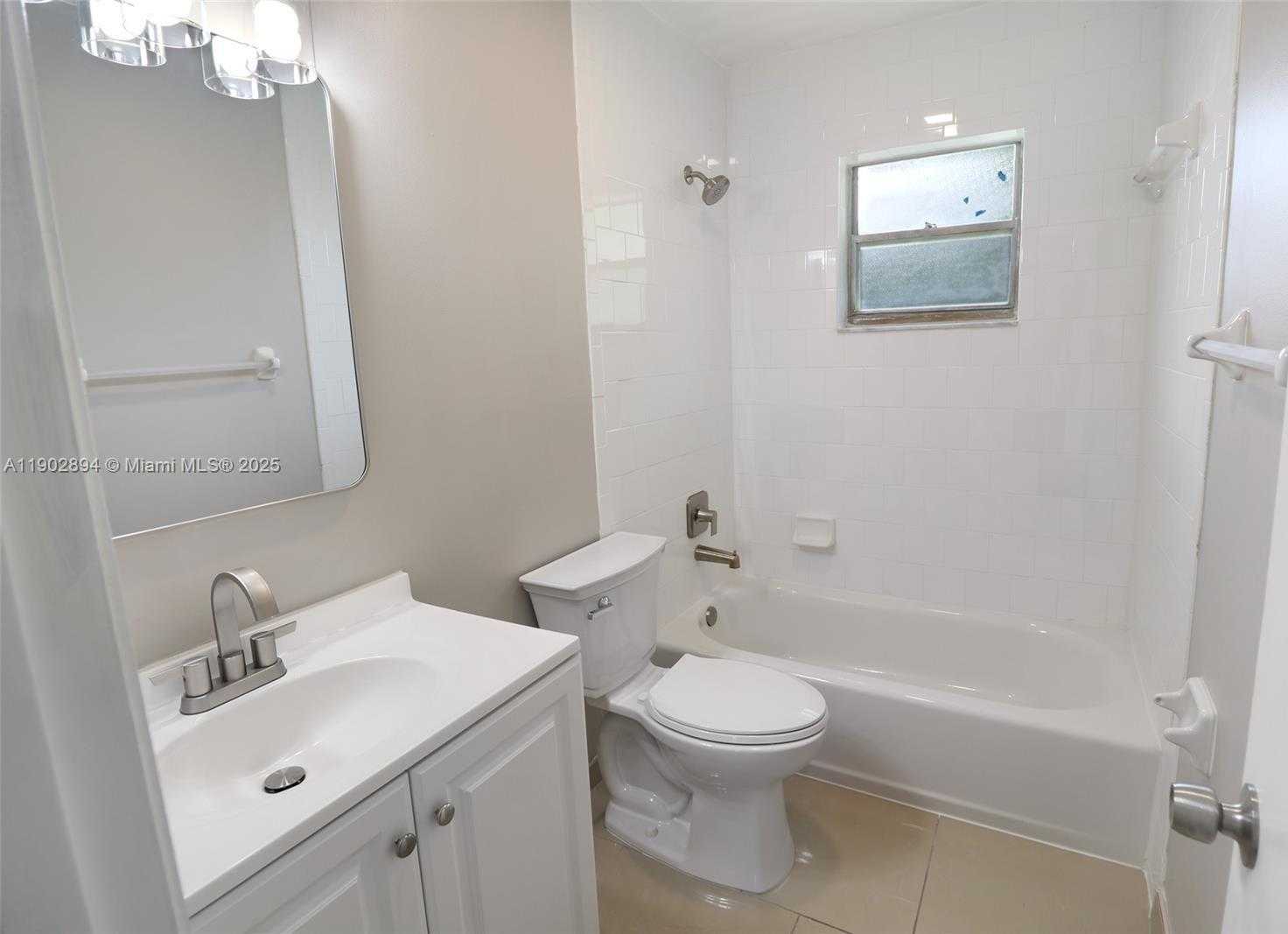 Imagen de Pequeño Objeto