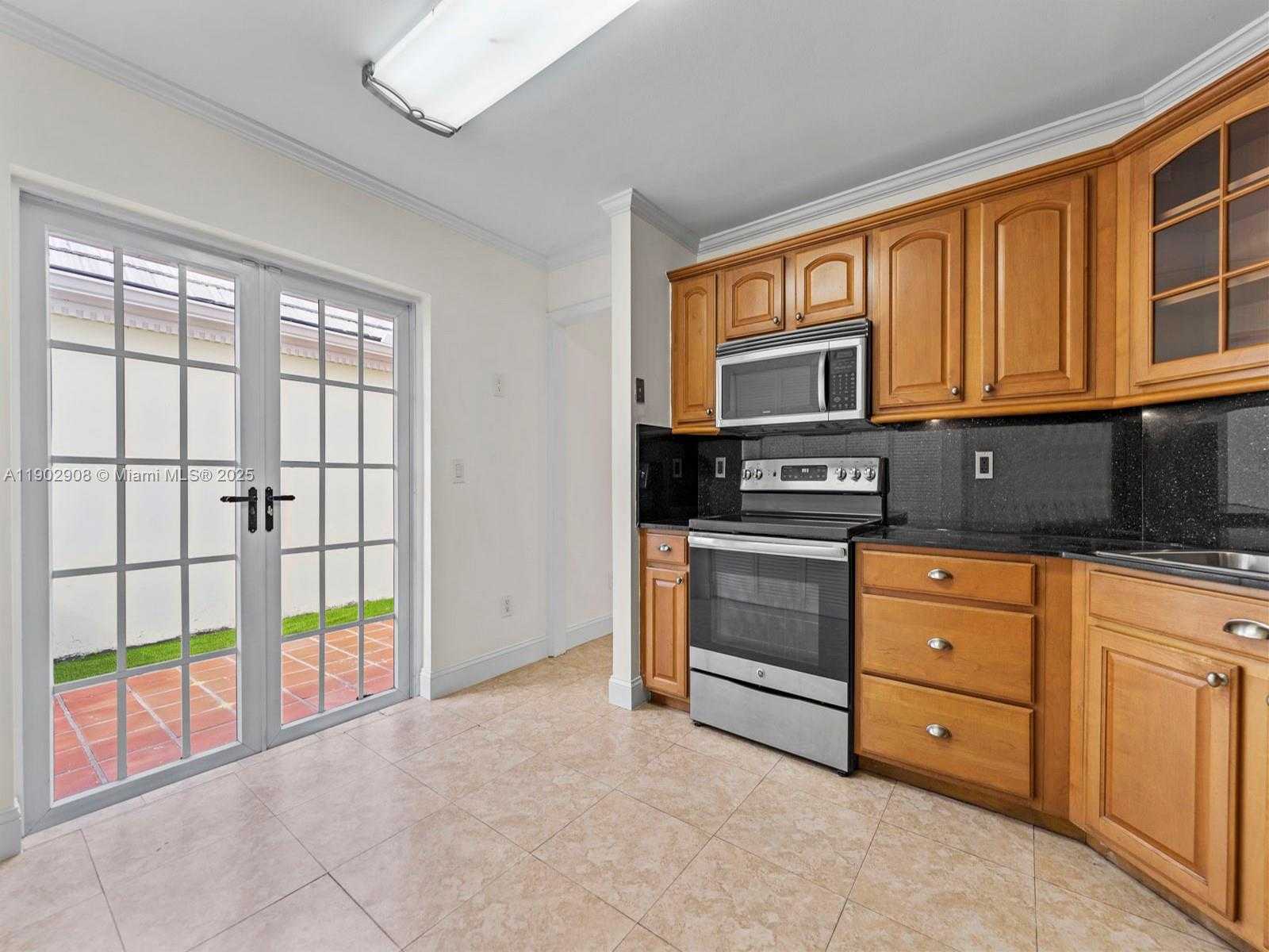 Small Image of 9947 NORTH WEST 47TH TER, Doral Number 23