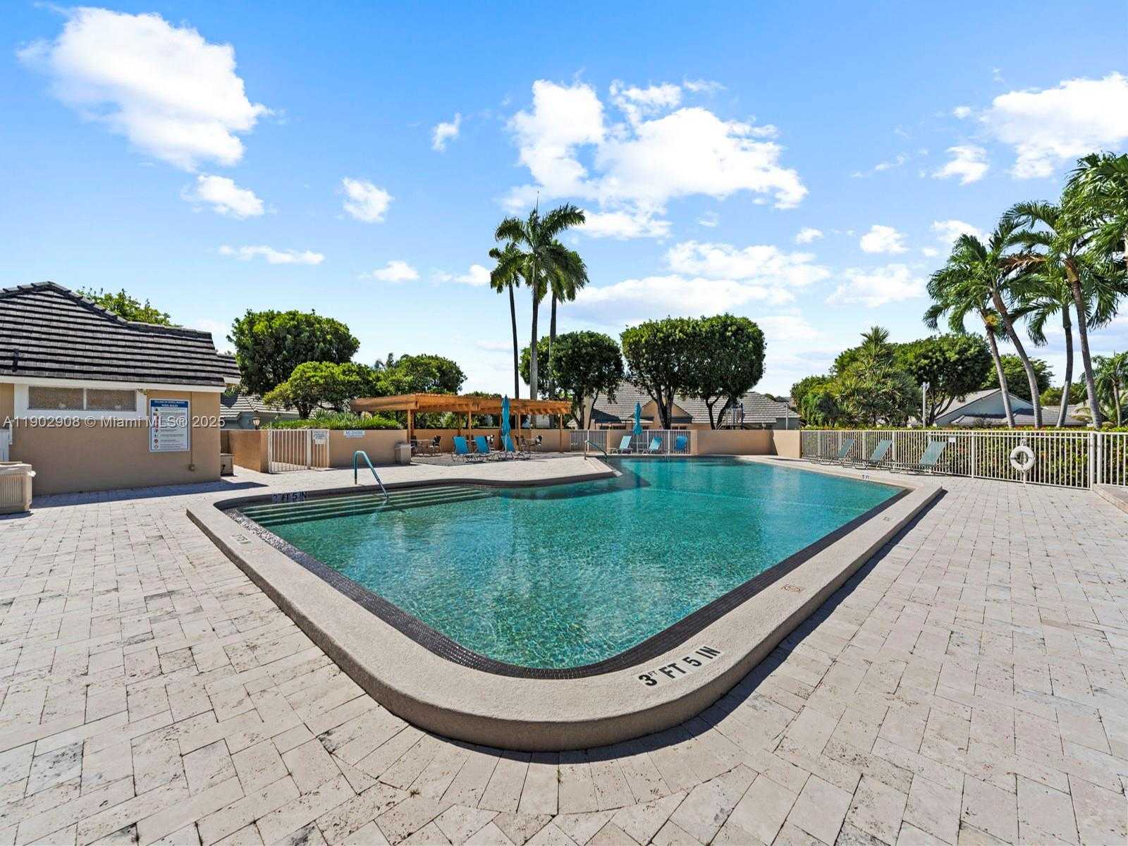 Small Image of 9947 NORTH WEST 47TH TER, Doral Number 25