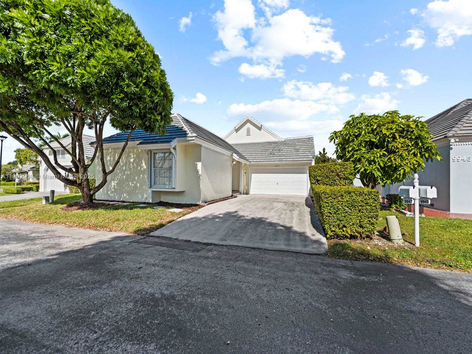 Small Image of 9947 NORTH WEST 47TH TER, Doral Number 30