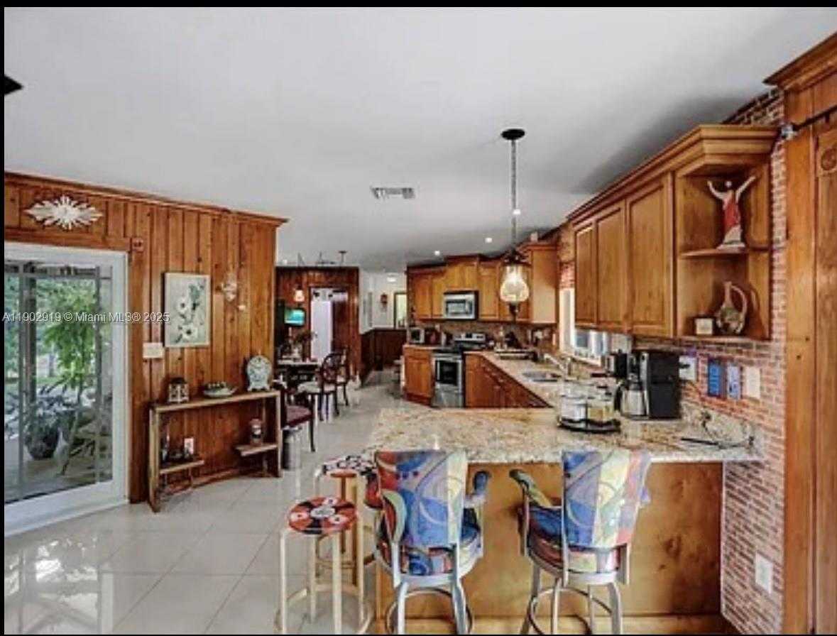 Small Image of 37225 SOUTH WEST 214TH AVE, Homestead Number 39