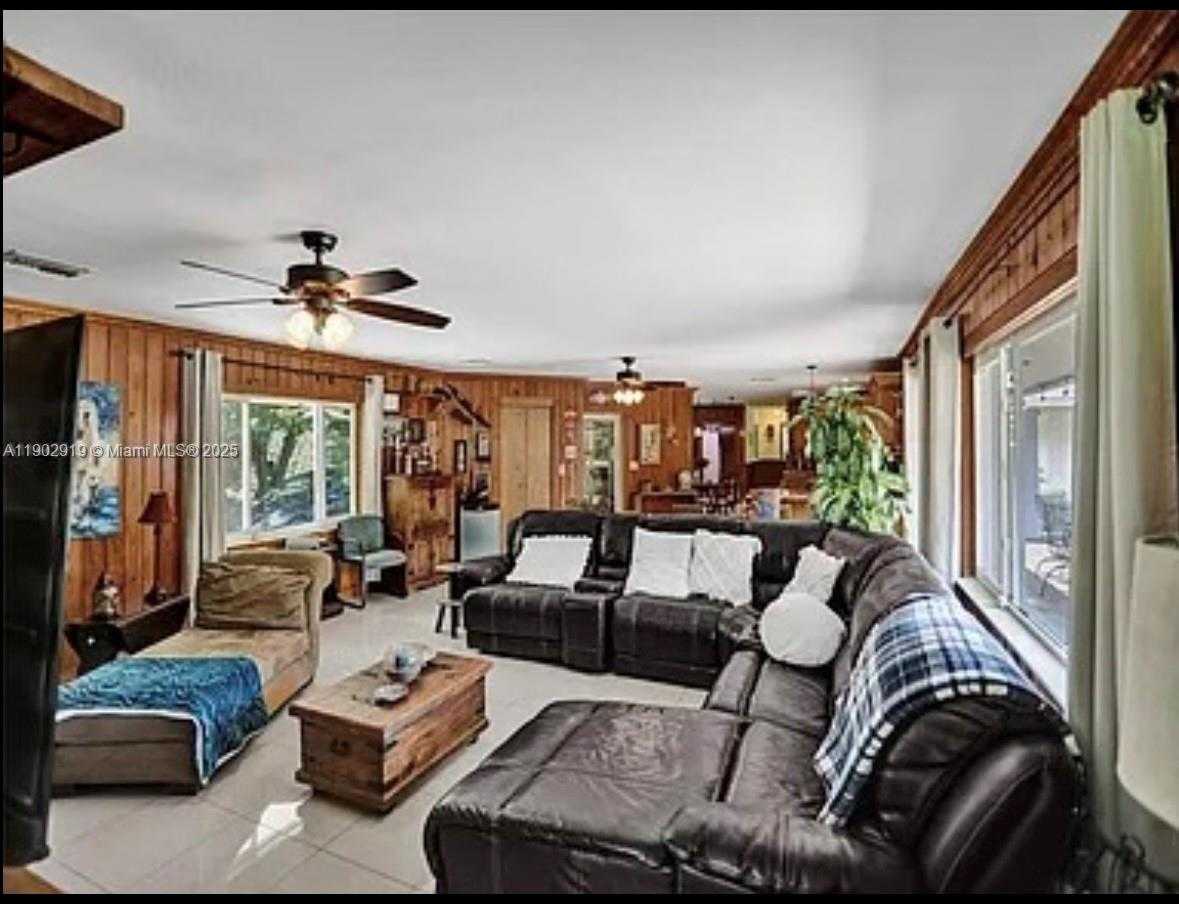 Small Image of 37225 SOUTH WEST 214TH AVE, Homestead Number 47