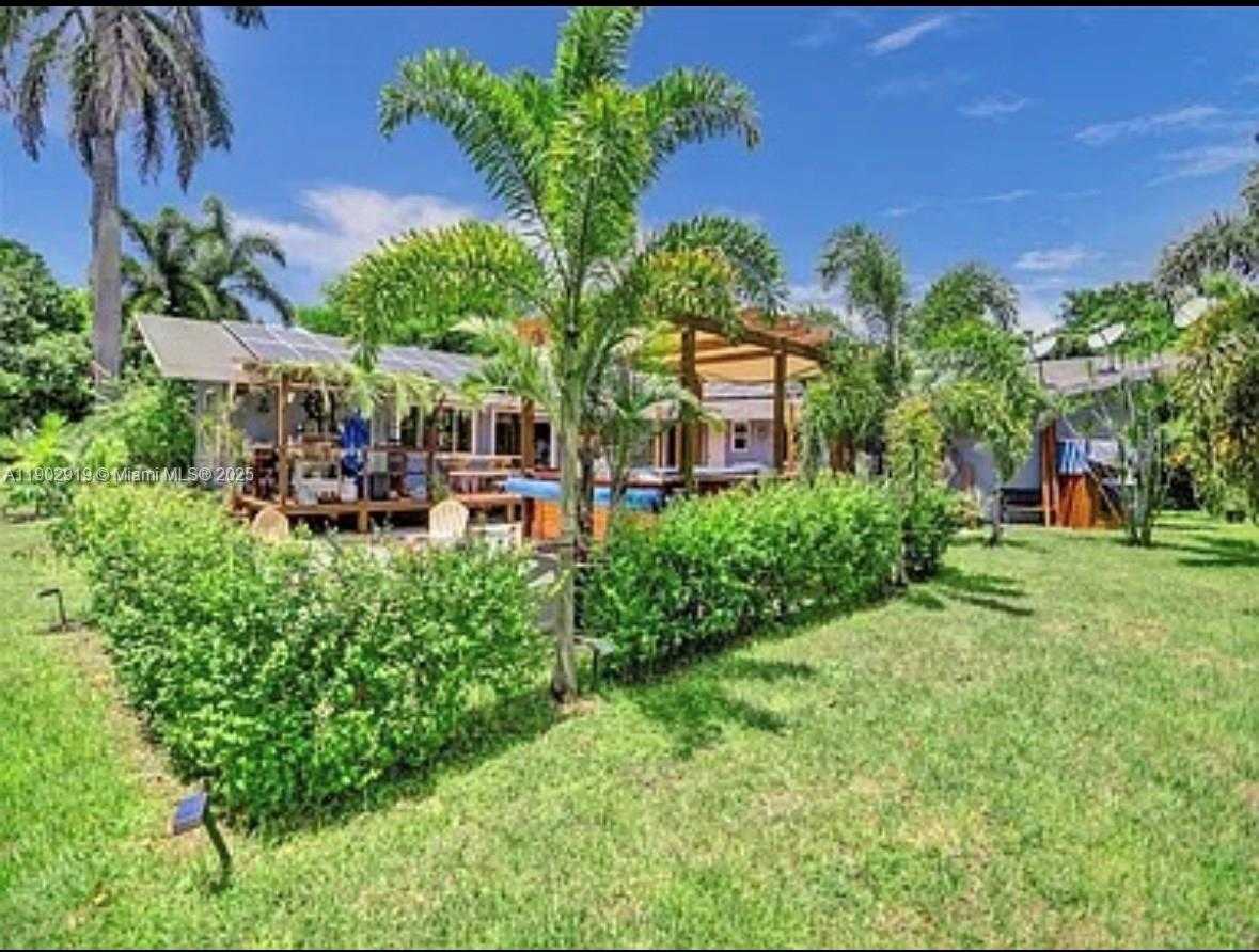 Small Image of 37225 SOUTH WEST 214TH AVE, Homestead Number 54