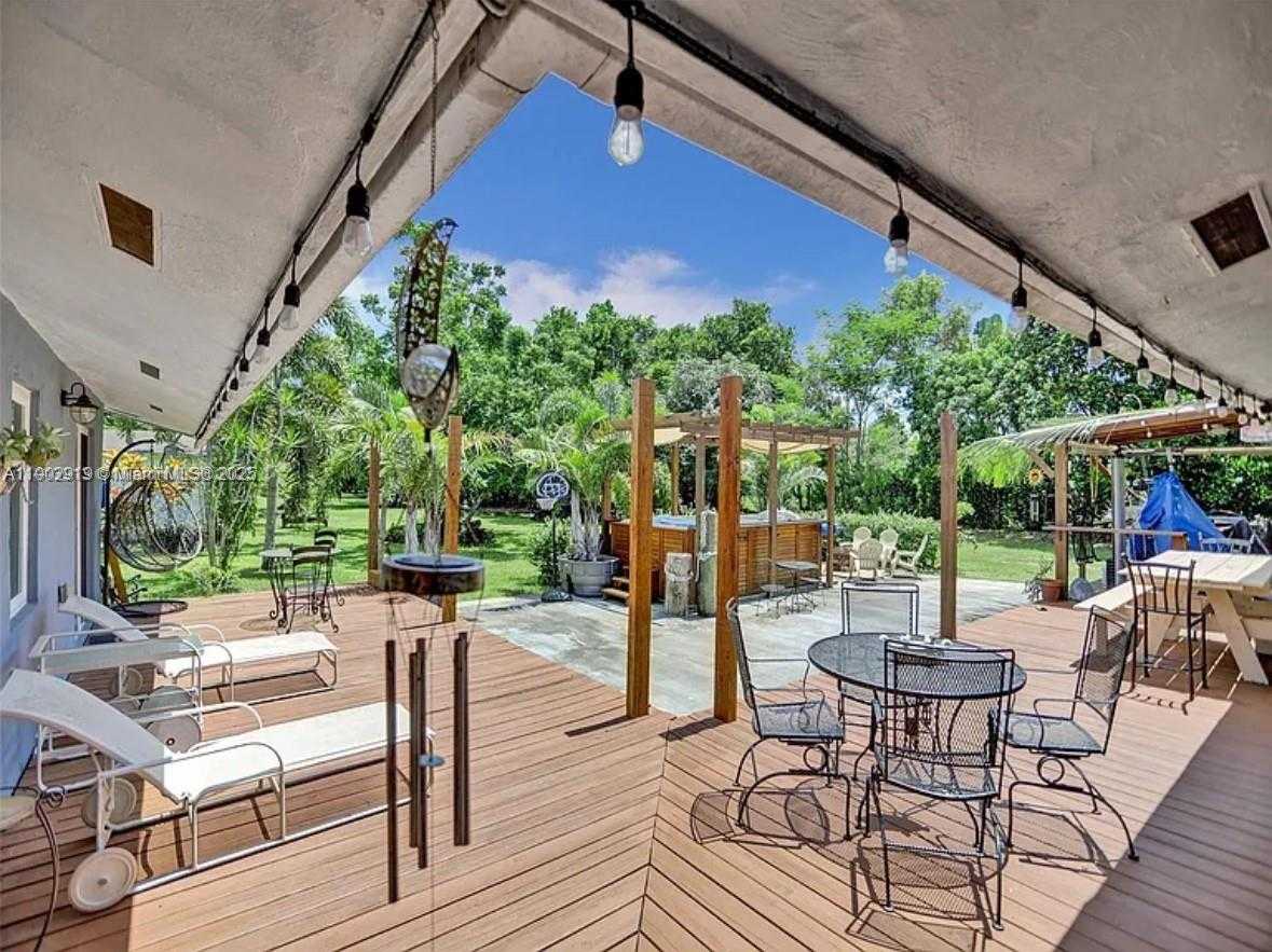 Small Image of 37225 SOUTH WEST 214TH AVE, Homestead Number 6