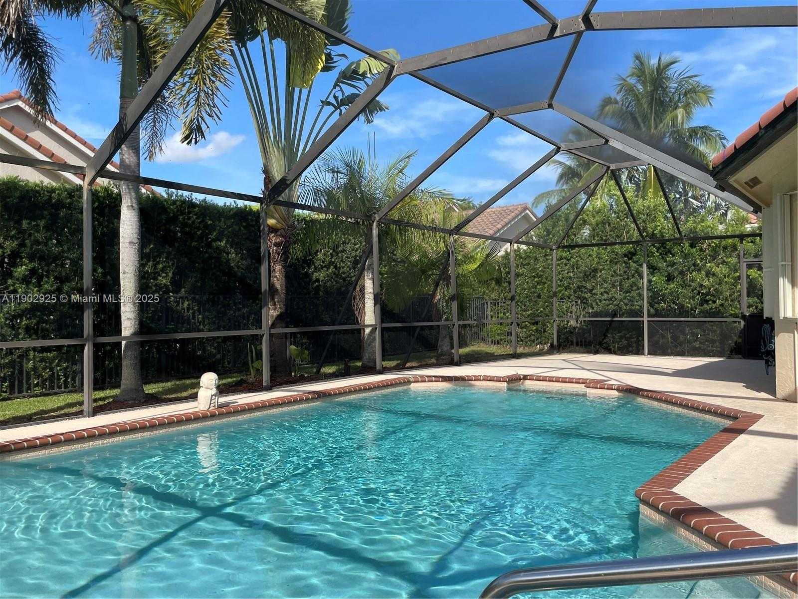 Small Image of 785 HERON RD #785, Weston Number 15