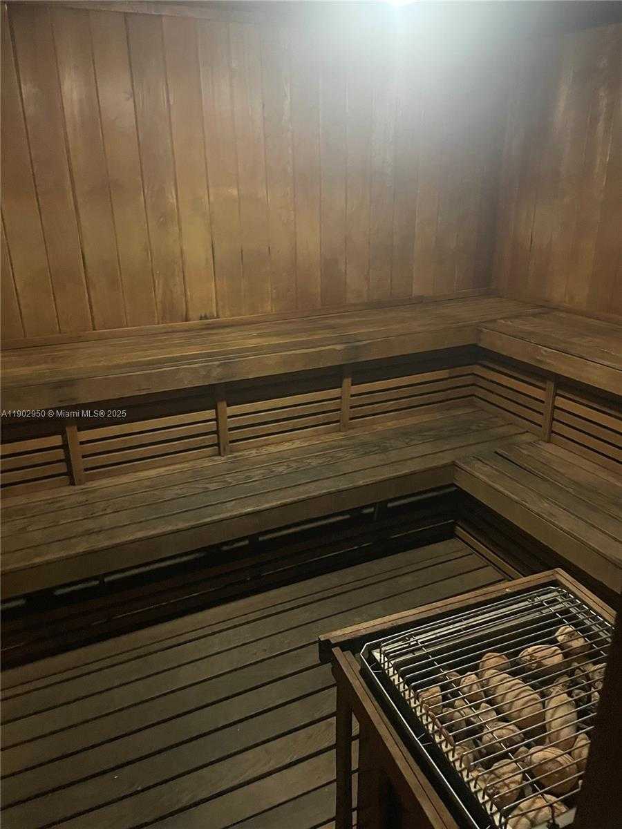 Small Image of 520 BRICKELL KEY DR #A1911, Miami Number 16