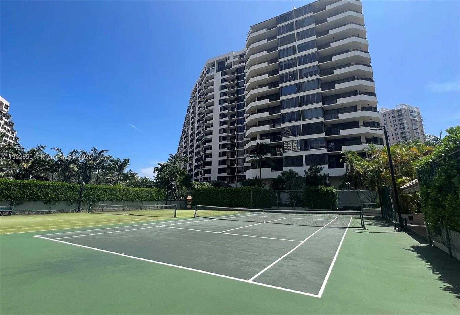 Small Image of 520 BRICKELL KEY DR #A1911, Miami Number 18
