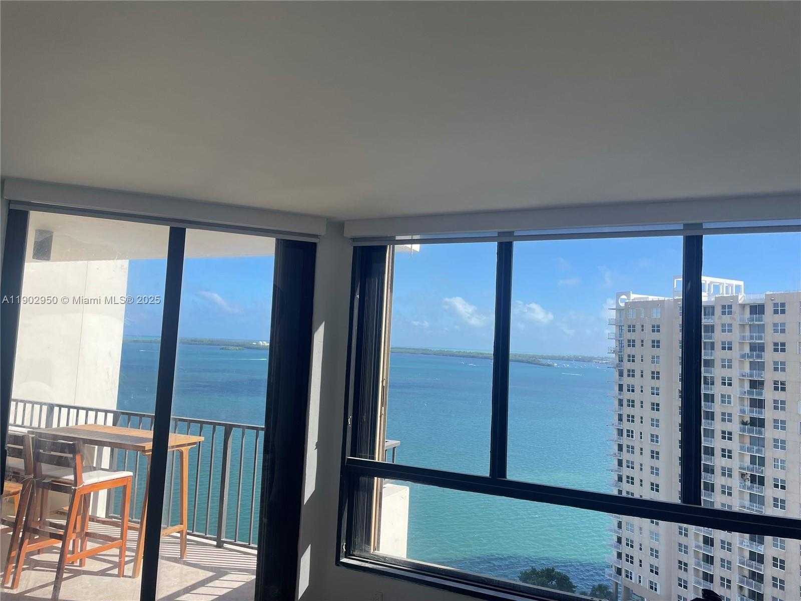 Small Image of 520 BRICKELL KEY DR #A1911, Miami Number 5