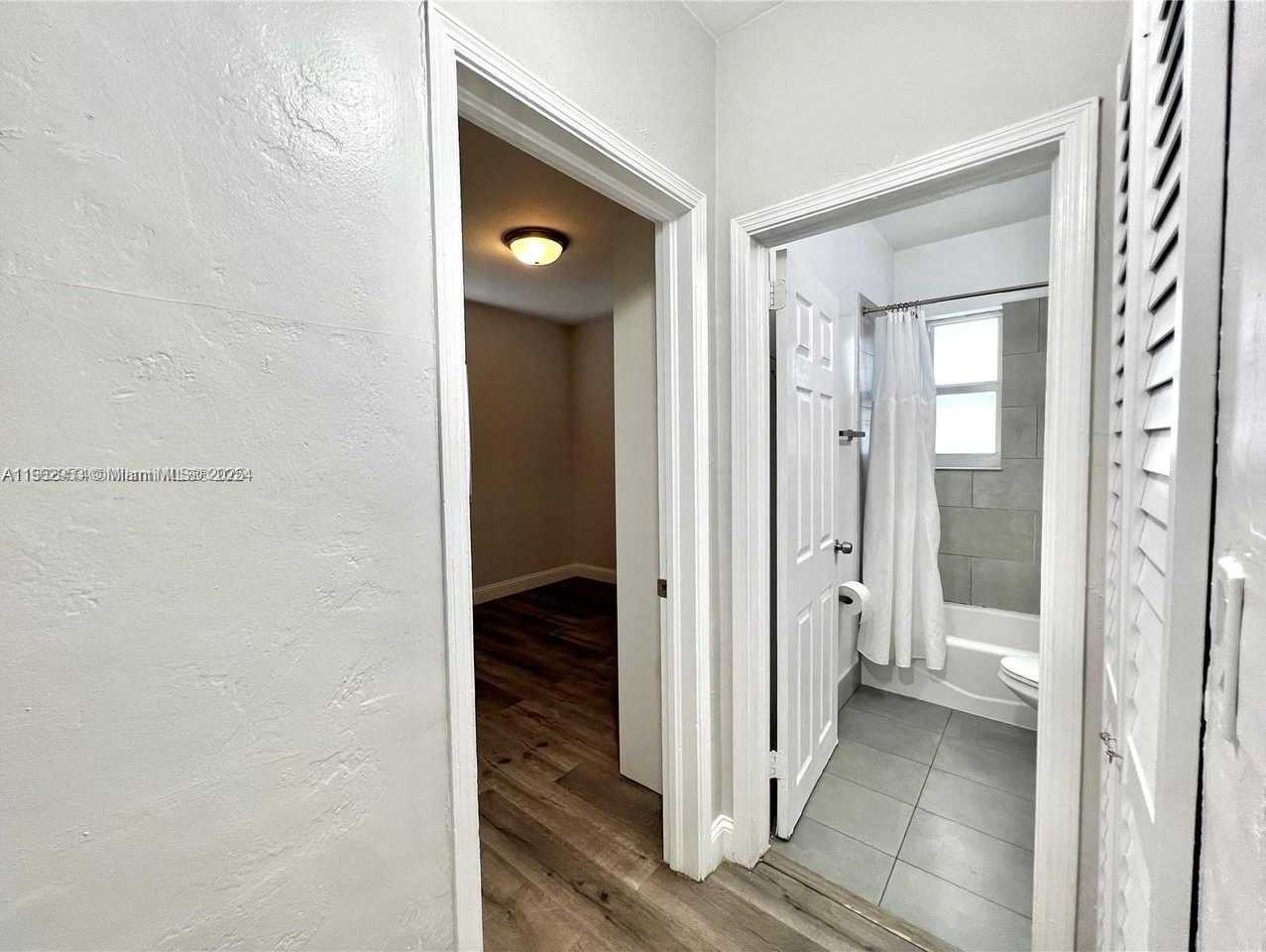 Small Image of 5924 SOUTH WEST 41ST ST, Miami Number 10