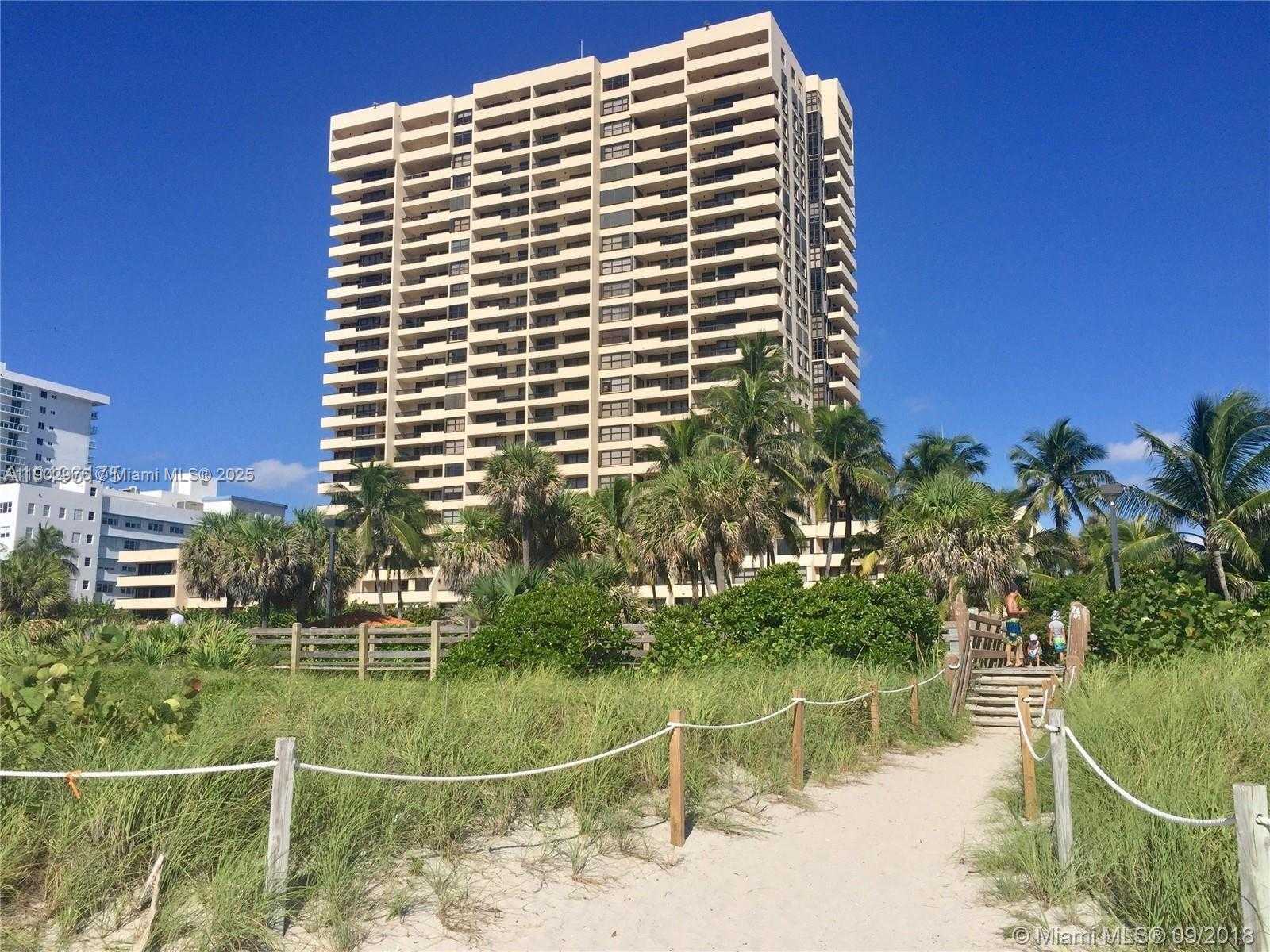Small Image of 2555 COLLINS AVE #1907, Miami Beach Number 22
