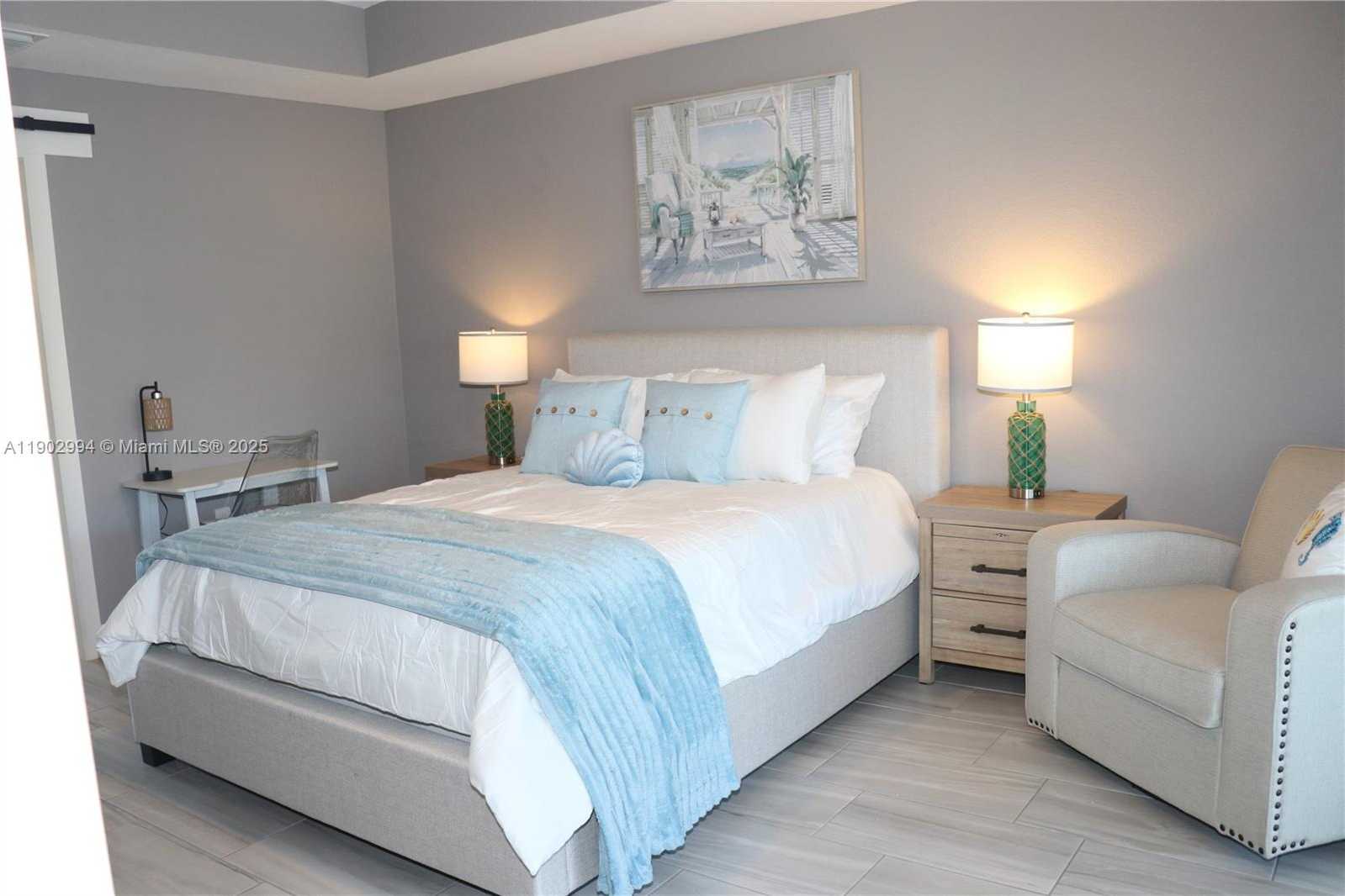 Imagen de Pequeño Objeto