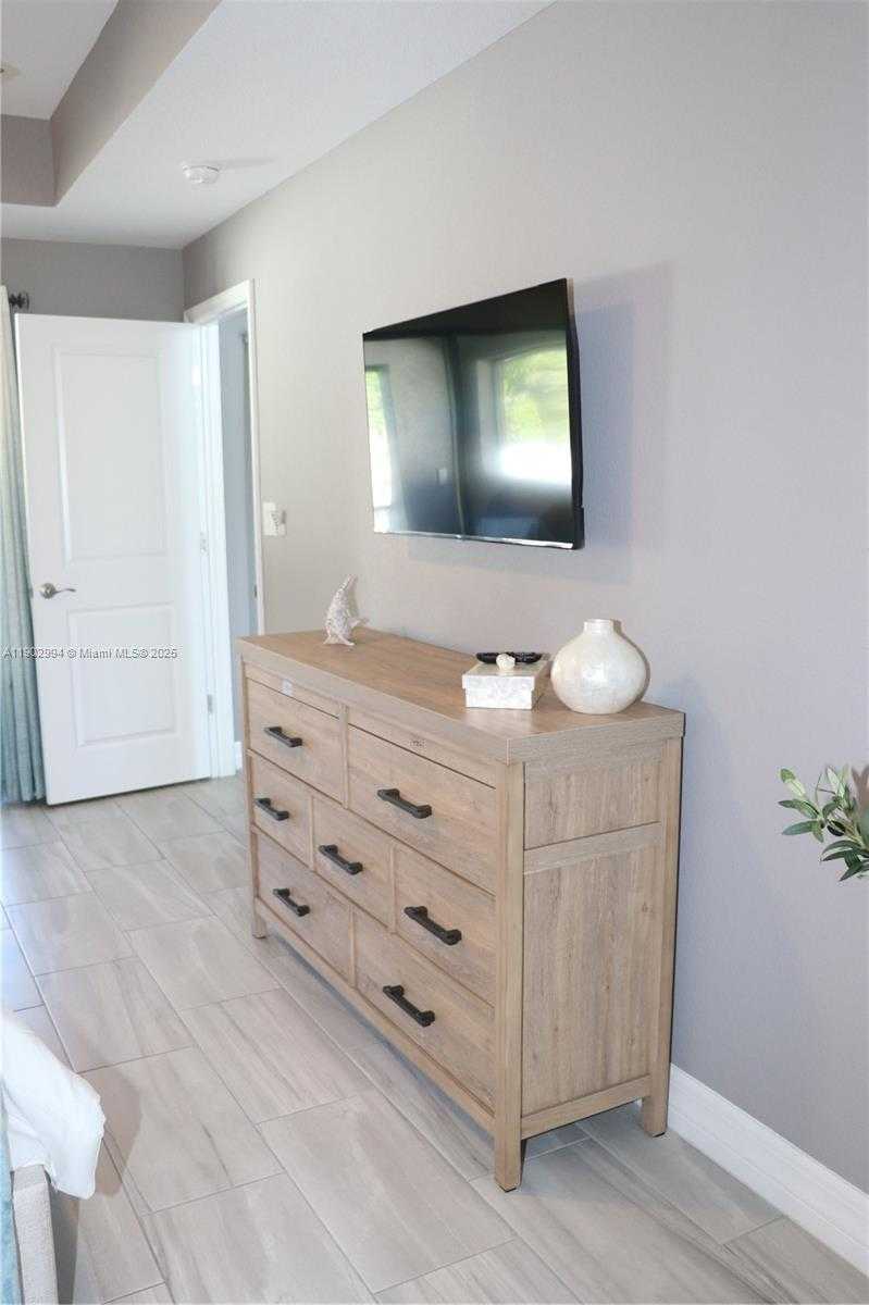 Imagen de Pequeño Objeto