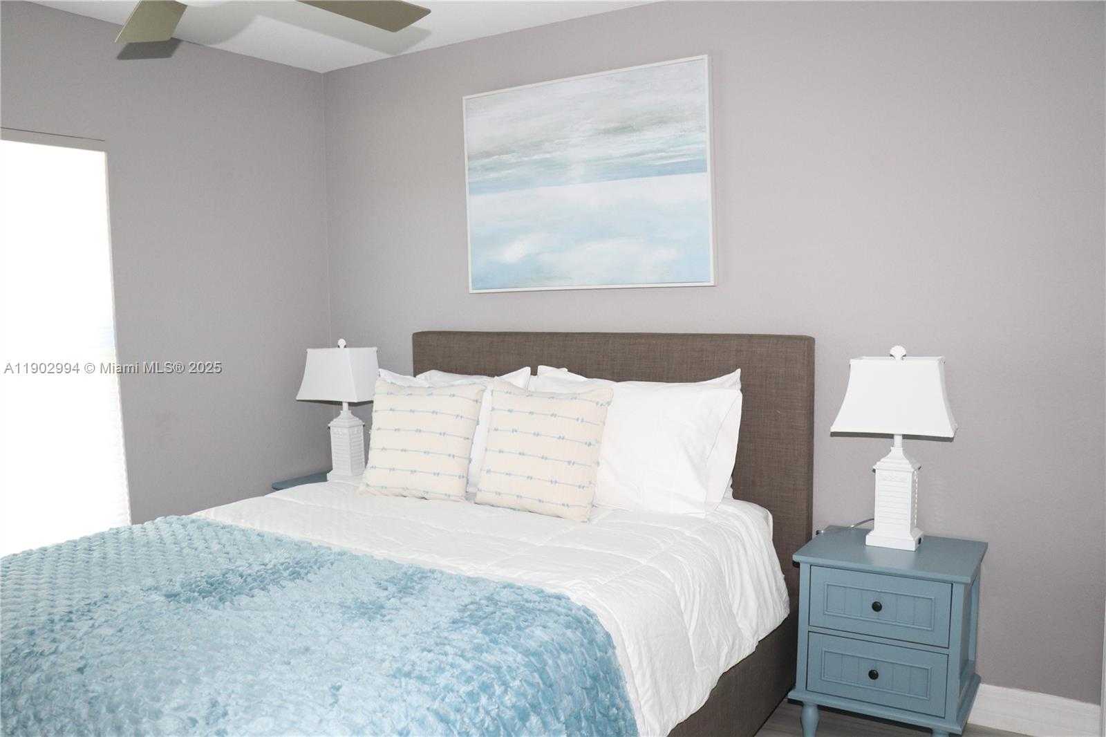 Imagen de Pequeño Objeto