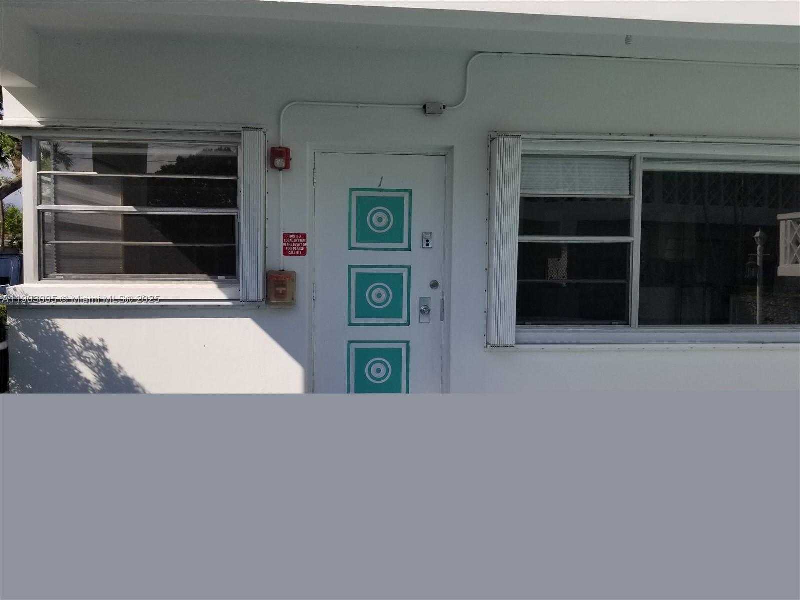 Small Image of 1005 SOUTH 17TH AVE #1, Hollywood Number 3